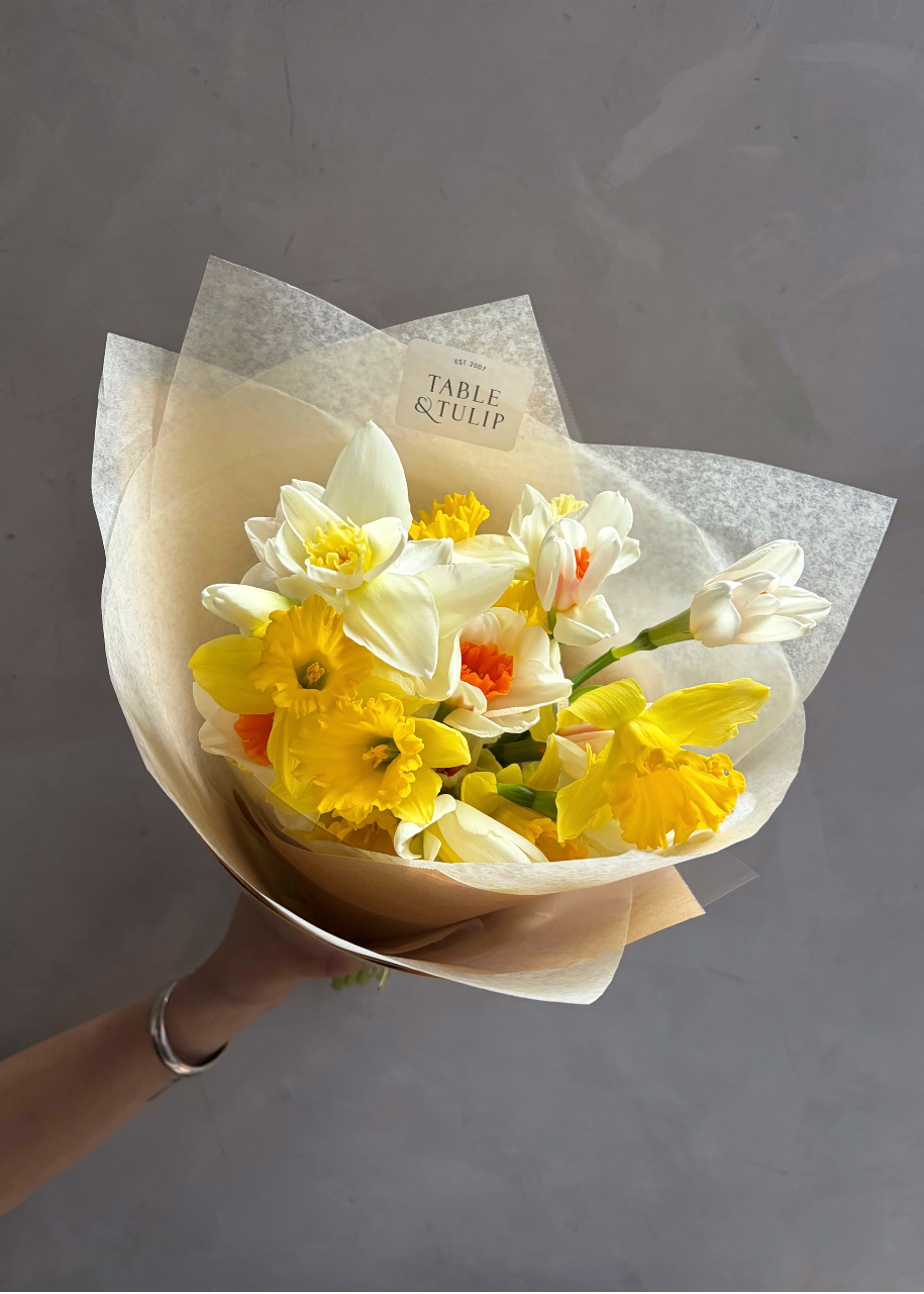 'Color-Burst' Narcissus Bouquet