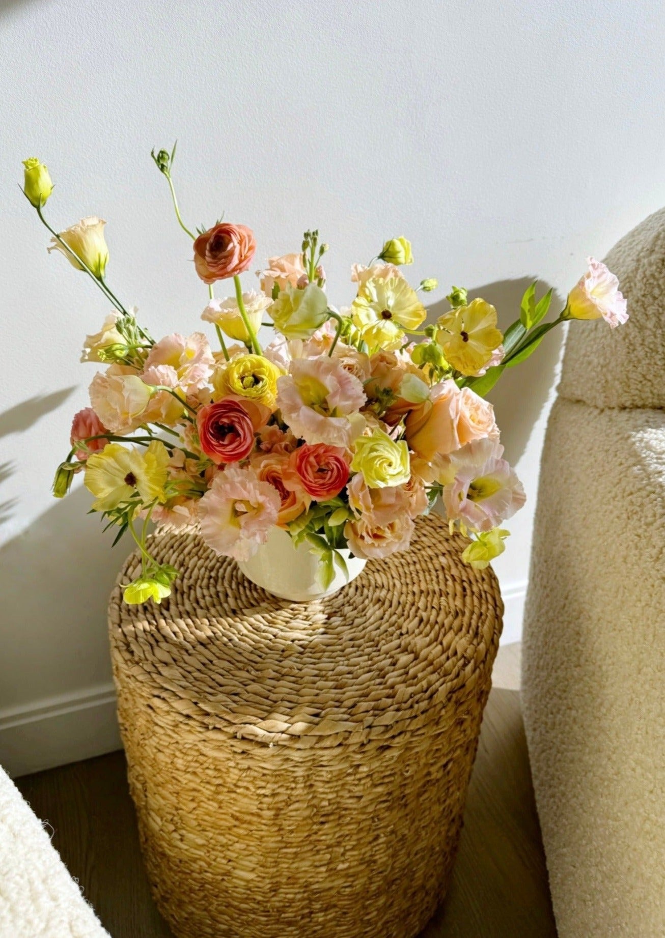 Seasonal Vase Arrangement Subscription