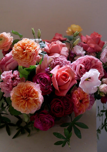 Seasonal Vase Arrangement Subscription