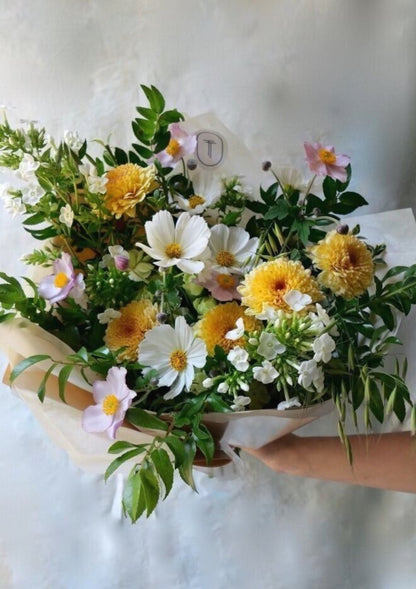 Signature Hand-Wrapped Bouquet